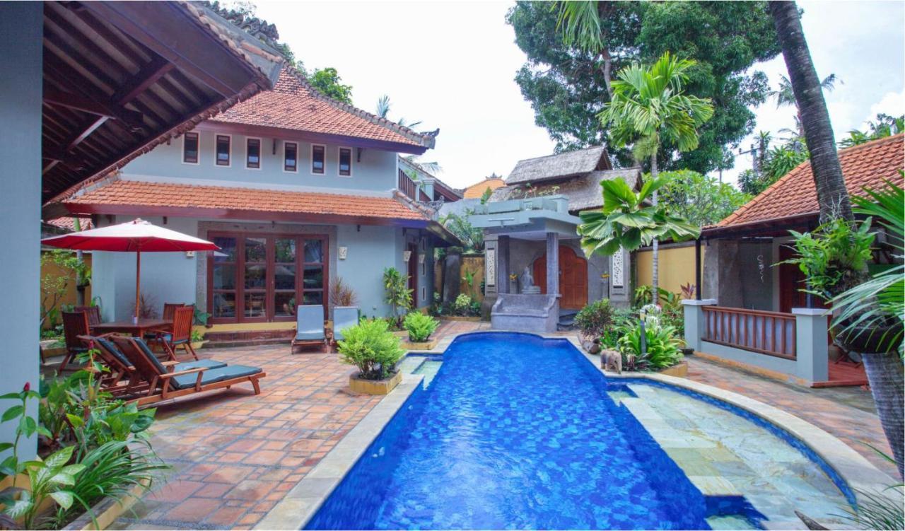 Villa Naga Maya Legian Buitenkant foto