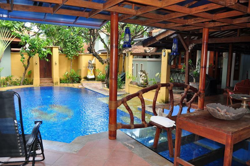Villa Naga Maya Legian Buitenkant foto